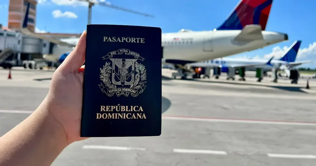 La llegada de dominicanos a EE.UU. refleja una tendencia migratoria impulsada por la reunificación familiar.