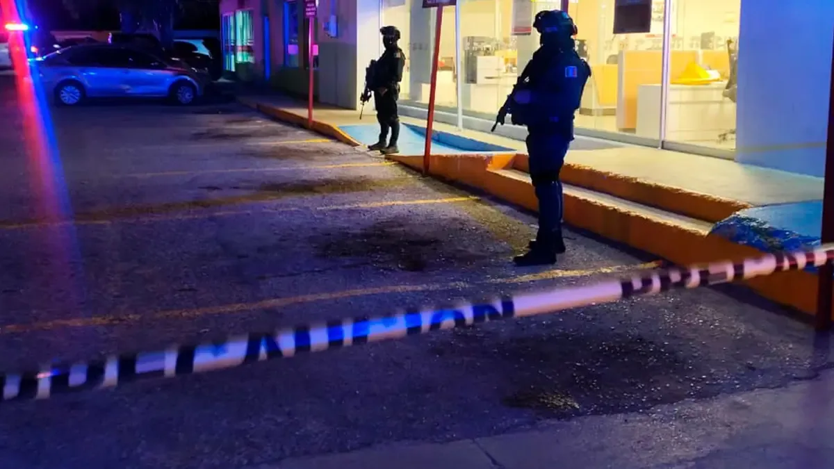 Las autoridades investigan las detonaciones en un gimnasio sin reportar heridos por el momento.