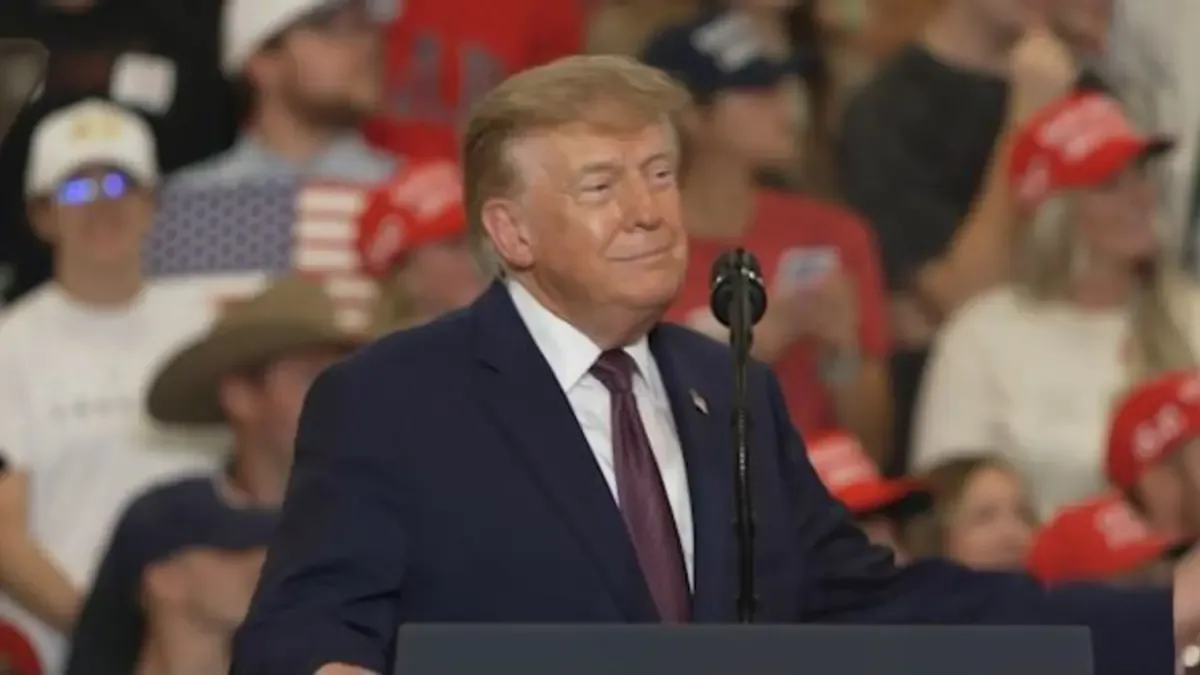 La decisión de cancelar eventos genera reacciones mixtas entre los republicanos de los estados clave.