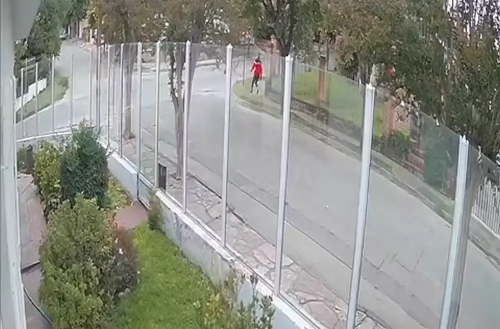 Residentes temen por su seguridad tras una ola de robos en el área.