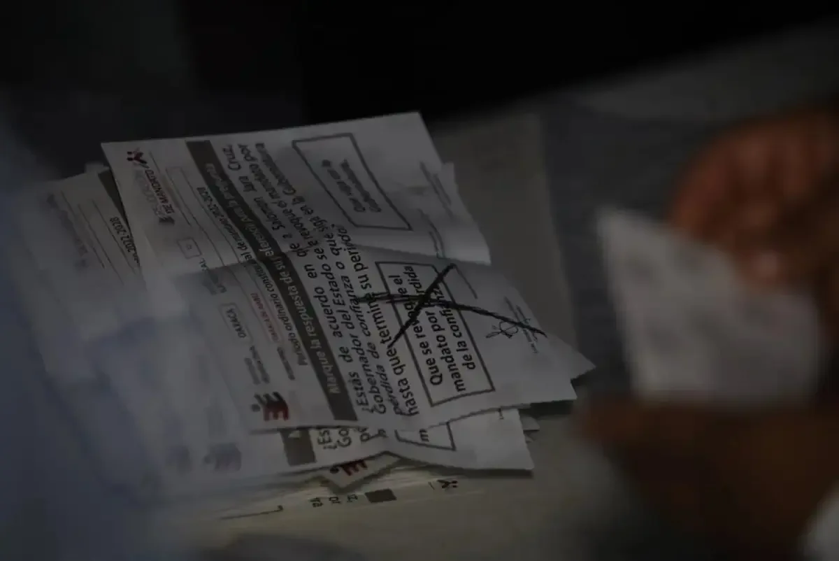 Resultados de la revocación de mandato en Oaxaca muestran un significativo descenso para Morena.
