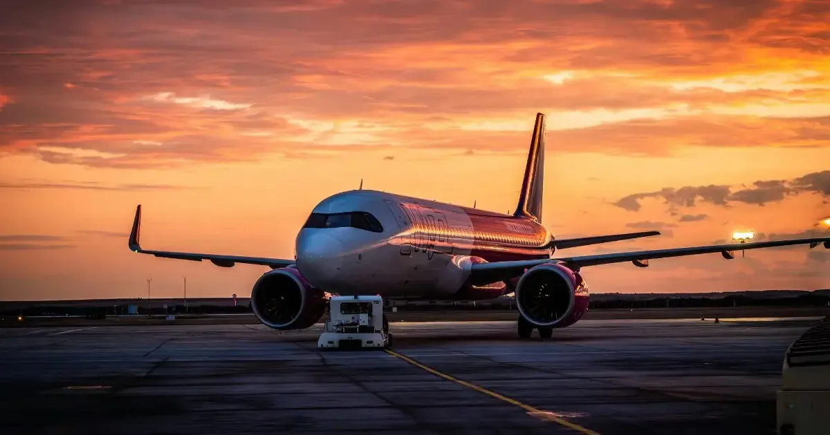 Aeropuertos de CDMX, Monterrey, Guadalajara y Cancún reportan alteraciones en vuelos nacionales e internacionales.