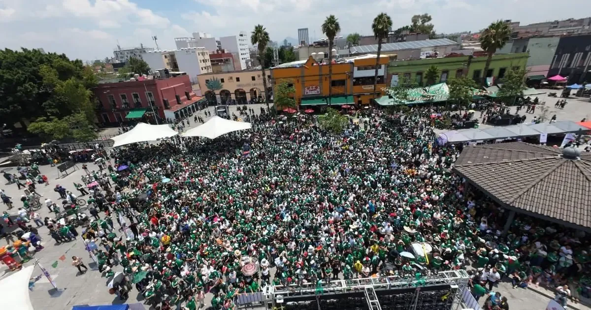 La jefa de Gobierno evalúa el sitio tras el reconocimiento de consumo de alcohol durante el evento.