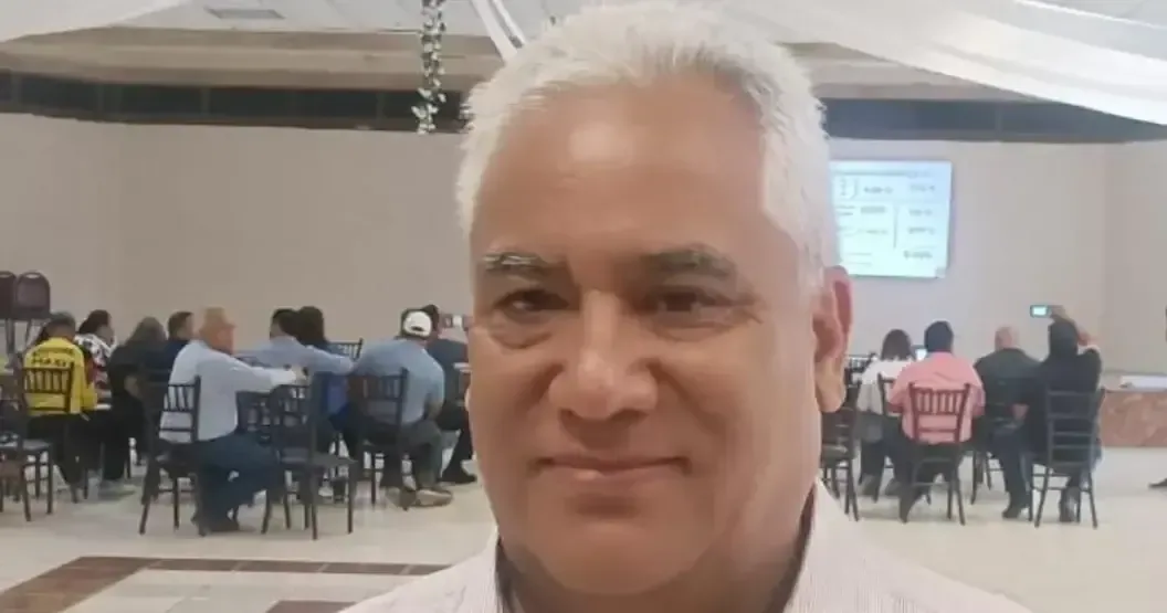 Se presentan los beneficios salariales y administrativos para docentes en Coahuila.