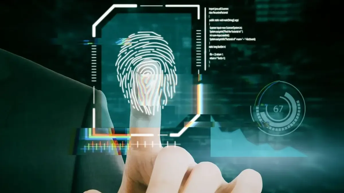 La seguridad en accesos se transforma mediante la biometría y credenciales digitales, impulsadas por el aumento del robo de identidad.