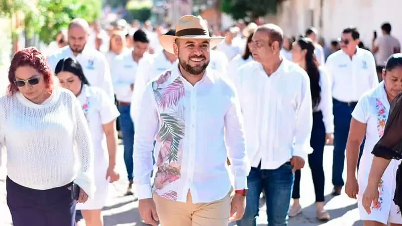 El coordinador del PT en Michoacán celebra el enfoque humanista del gobierno en su segundo año.