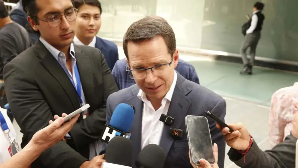 Ricardo Anaya reclama al Gobierno federal sobre la protección de políticos involucrados en investigaciones de narcotráfico.