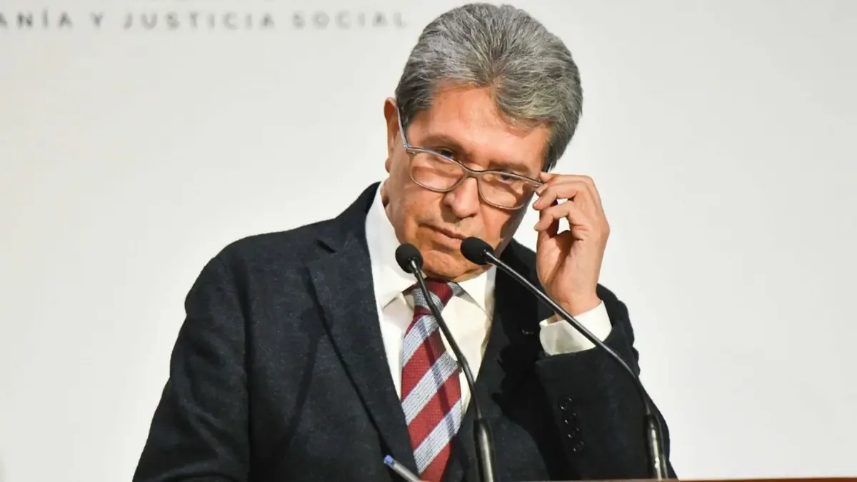 El líder de Morena se pronuncia contra el condicionamiento de candidaturas en la alianza electoral.