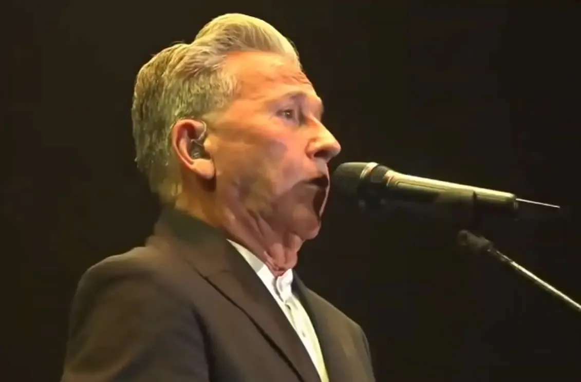 El cantante venezolano busca recuperar los derechos de sus álbumes más icónicos.