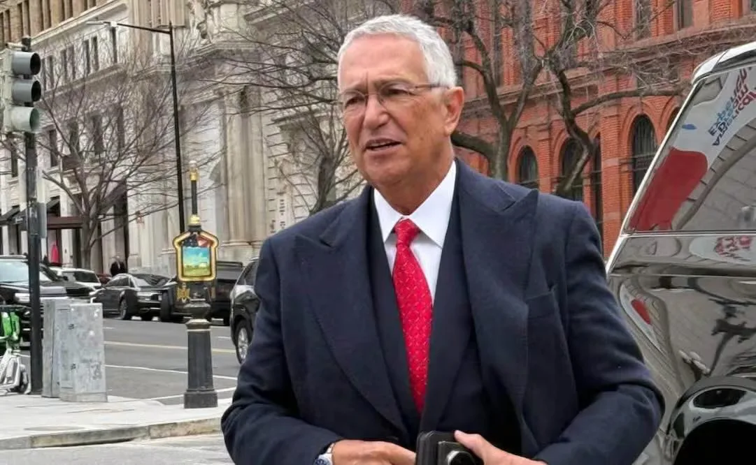 Ricardo Salinas Pliego destaca el cumplimiento fiscal de Grupo Salinas tras el pago al SAT.