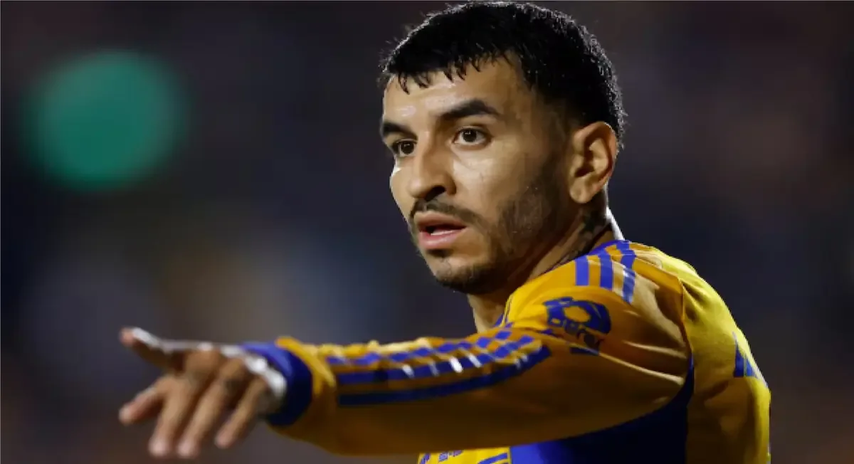 La llegada de Ángel Correa a River Plate marca su regreso al fútbol argentino después de jugar en México.