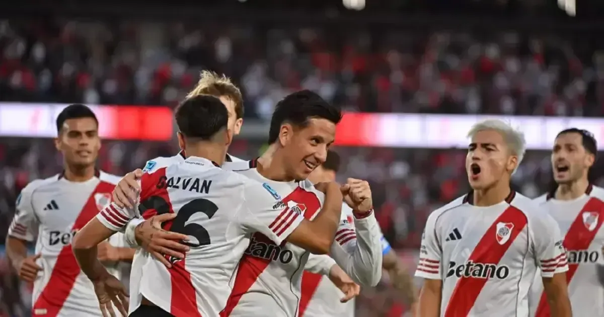 River Plate se enfrenta a Carabobo en un partido clave para llevarse los tres puntos.