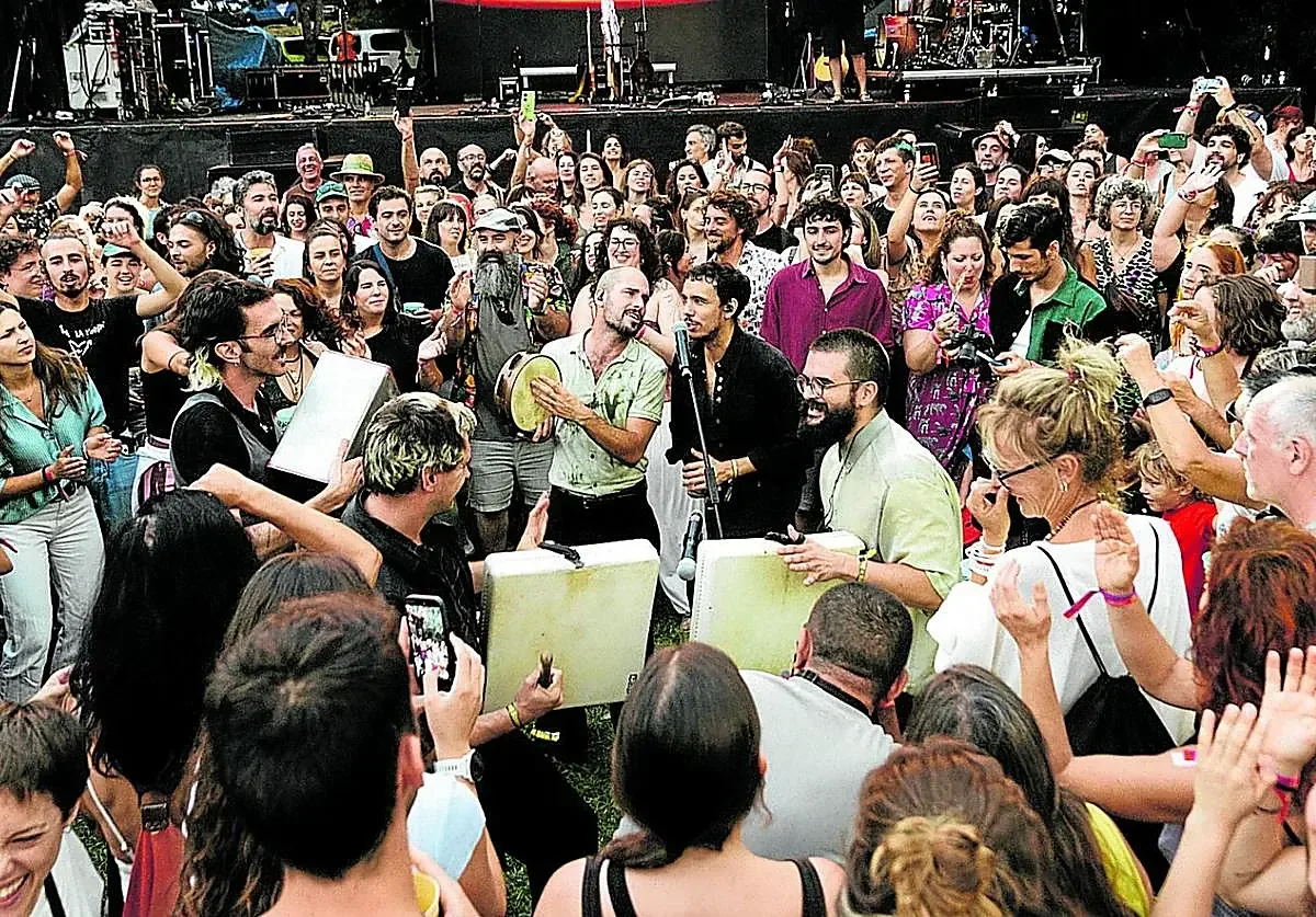 La comunidad de Las Viniegras celebró un vibrante festival musical con conciertos y actividades para todas las edades.
