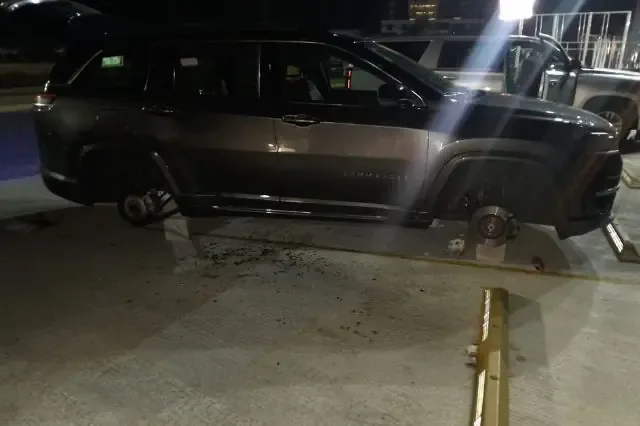 Un robo de autopartes en Lomas de Angelópolis genera preocupación entre los residentes de la zona.