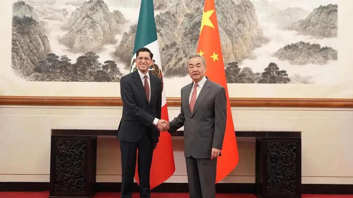 La reunión buscó fortalecer la relación diplomática entre México y China ante la tragedia en Tíbet.