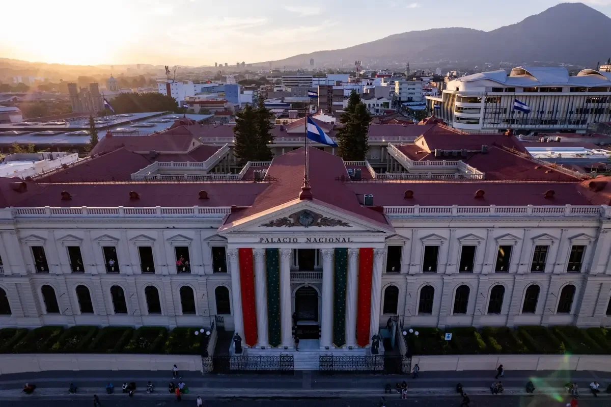 La gobernadora de Veracruz afirma que el desafuero deriva de investigaciones judiciales y no de motivaciones partidistas.