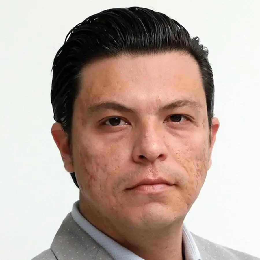 Román Alberto Cepeda durante una reunión del Ayuntamiento de Torreón.