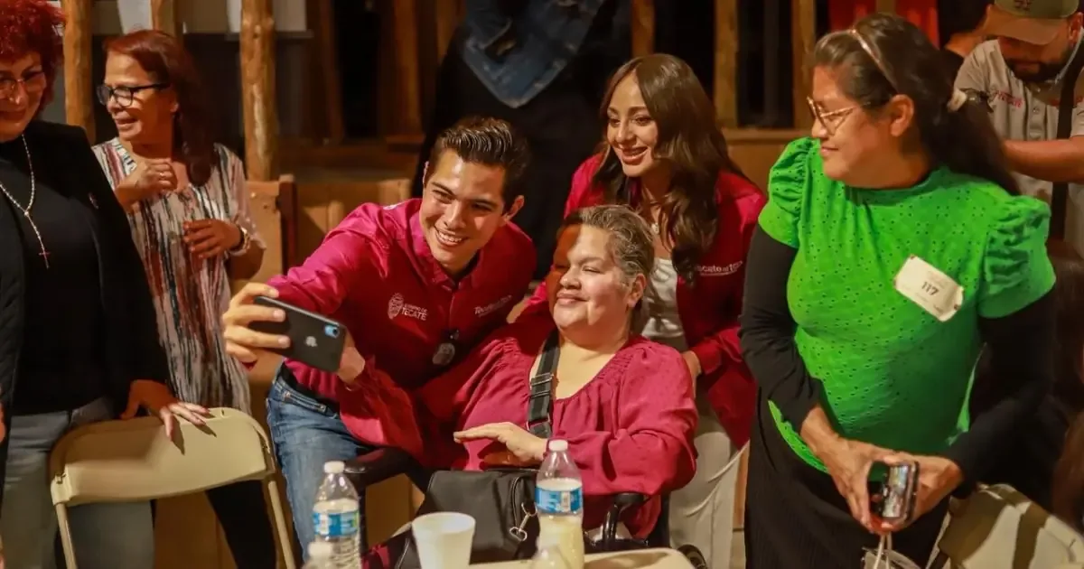 La comunidad tecatense se reunió para celebrar y reconocer el valentía de las madres en su día especial.