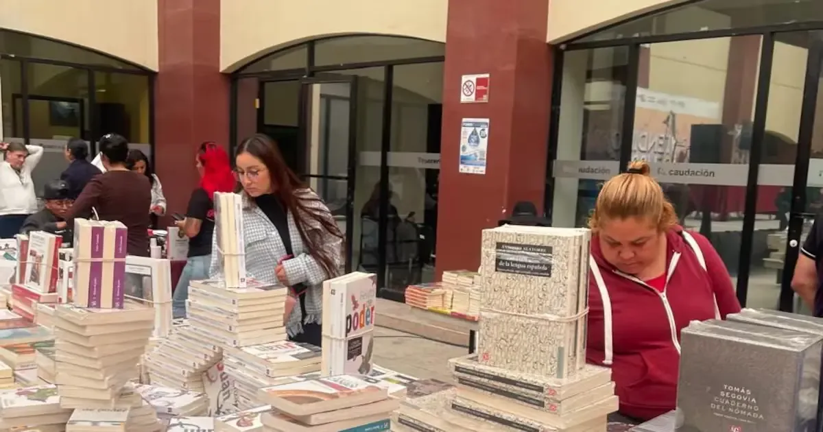 Un evento cultural que promueve la lectura y el talento literario local en Baja California.