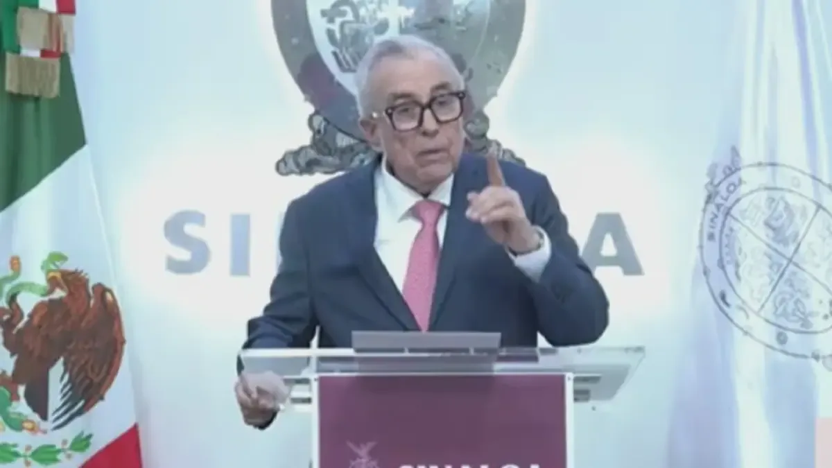 El gobernador con licencia de Sinaloa reafirma su disposición de colaborar con las autoridades judiciales.