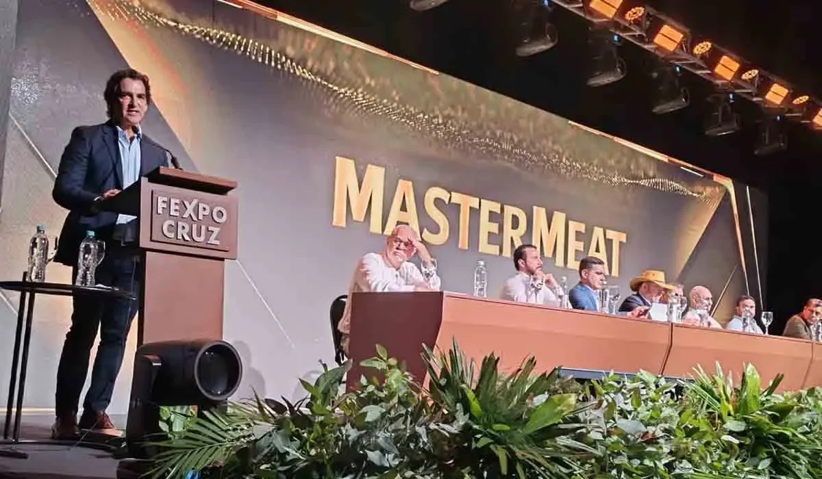 El alcalde de Santa Cruz de la Sierra promueve la producción sostenible de alimentos en el evento internacional.