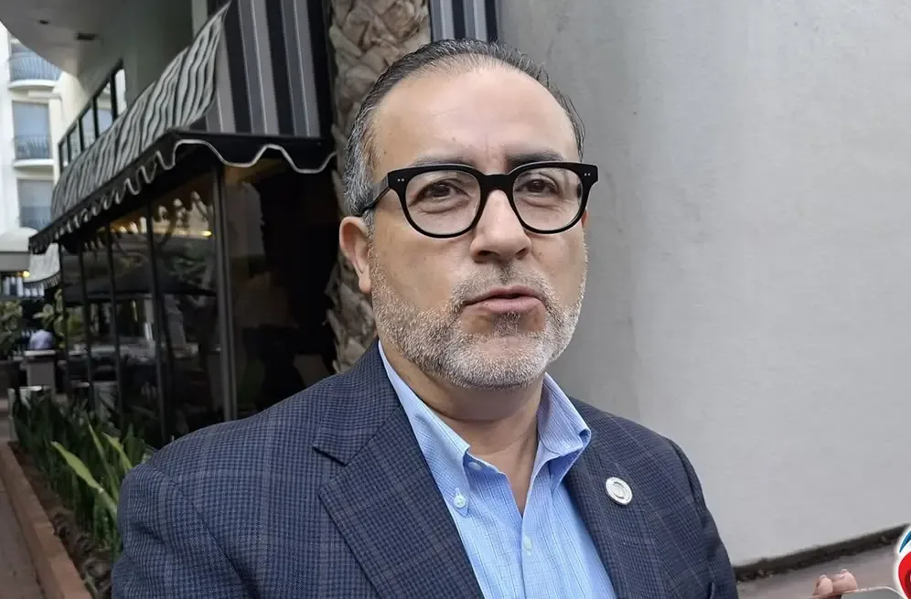 Un senador del PAN alerta sobre el impacto económico de la posible mudanza de Toyota a Texas.