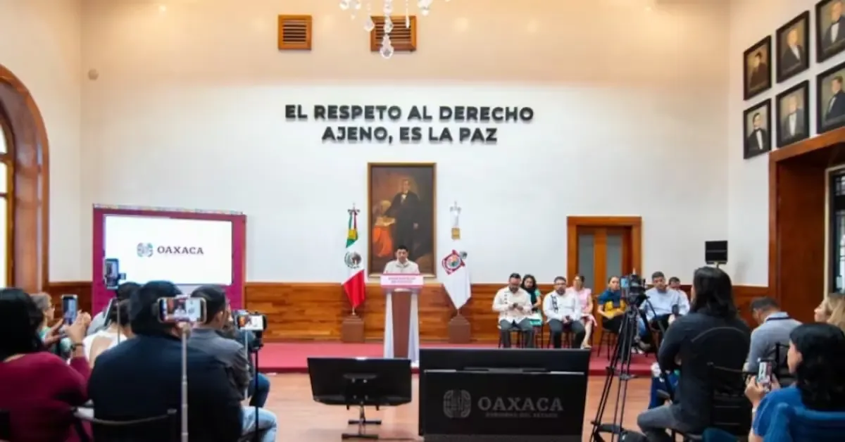 El gobernador de Oaxaca apoya la búsqueda de justicia para las víctimas y sus familias tras muertes relacionadas con ICE.
