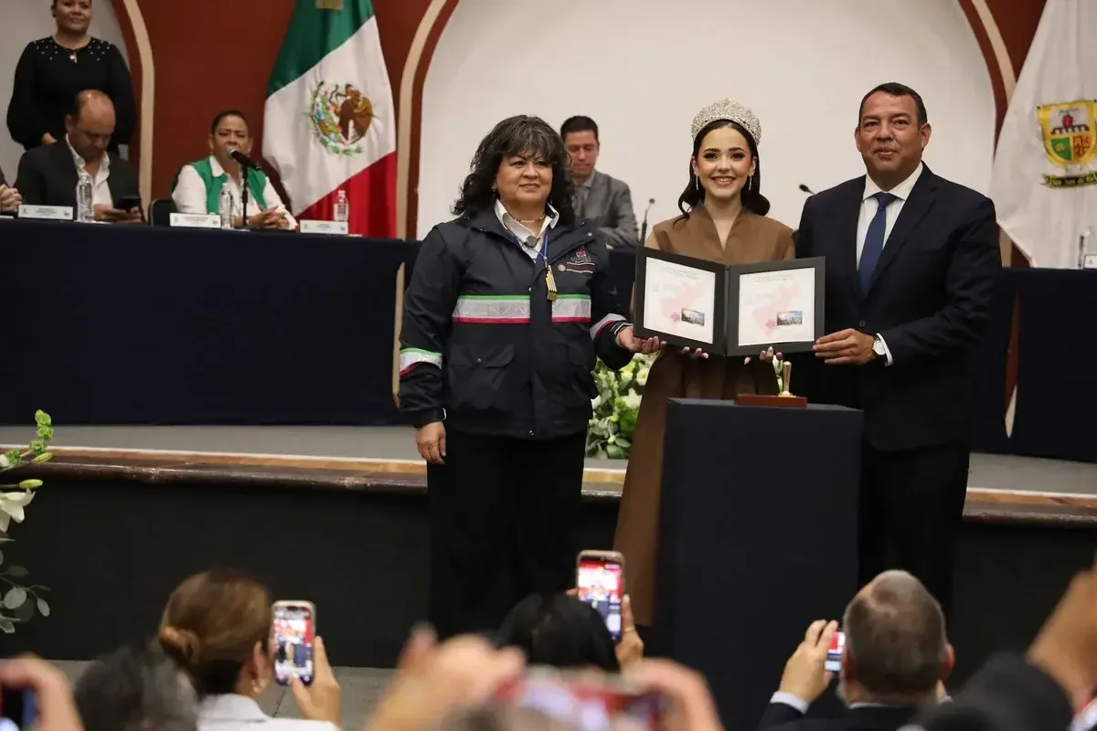 La ciudad conmemora su fundación con historias históricas y homenajes a instituciones y artistas locales.