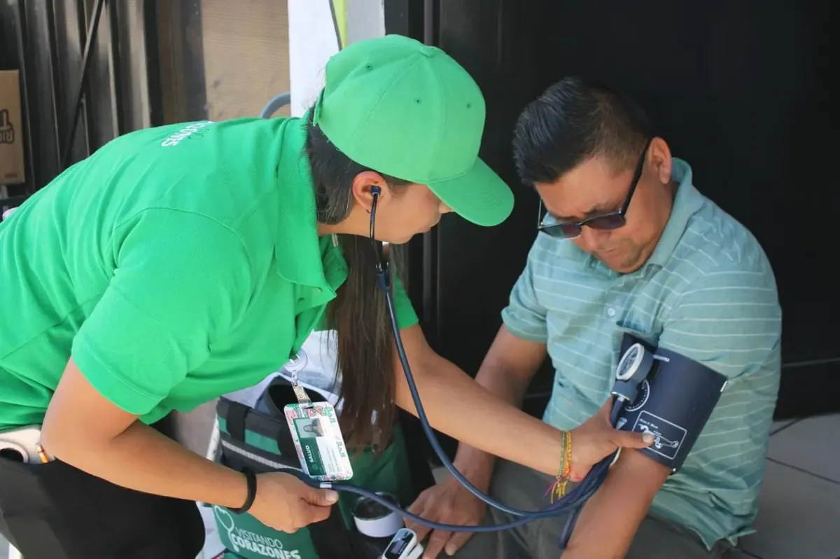 La ampliación del programa Visitando Corazones permitirá más atención médica gratuita a domicilio en seis municipios potosinos.