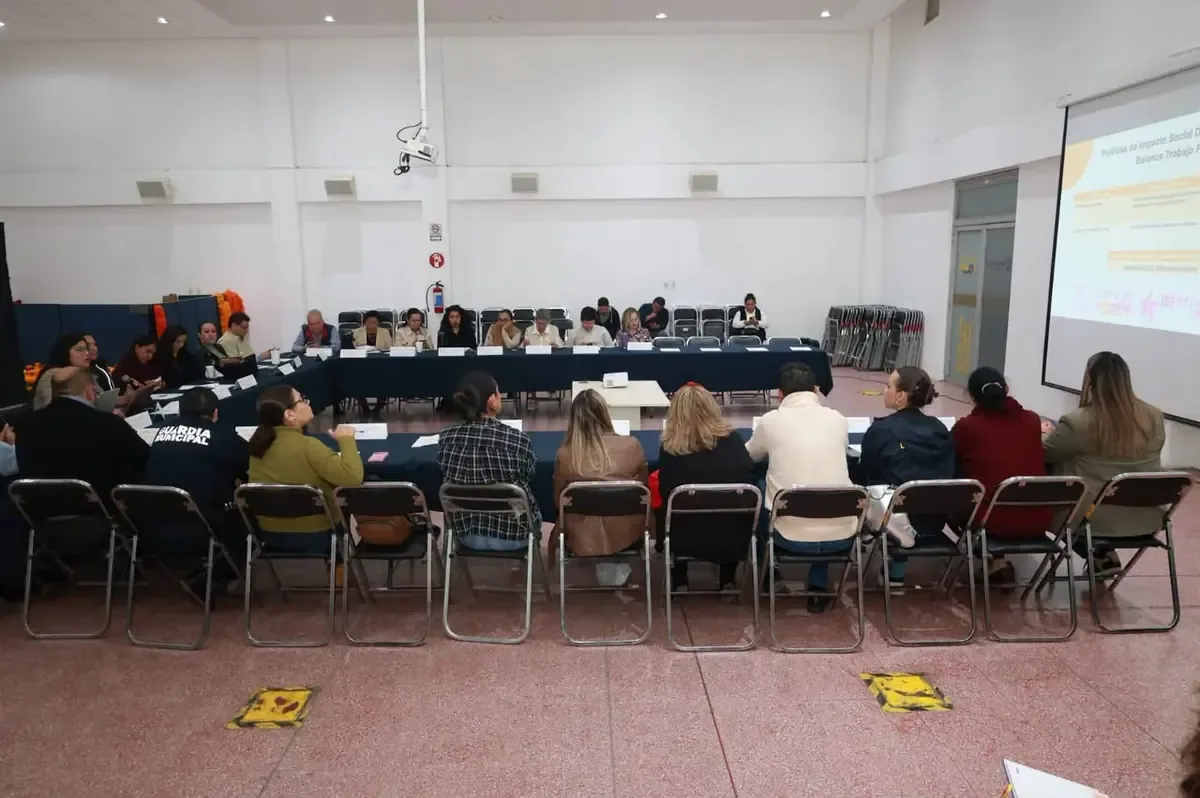 Expertos y autoridades se reúnen para discutir acciones locales en favor del medio ambiente.