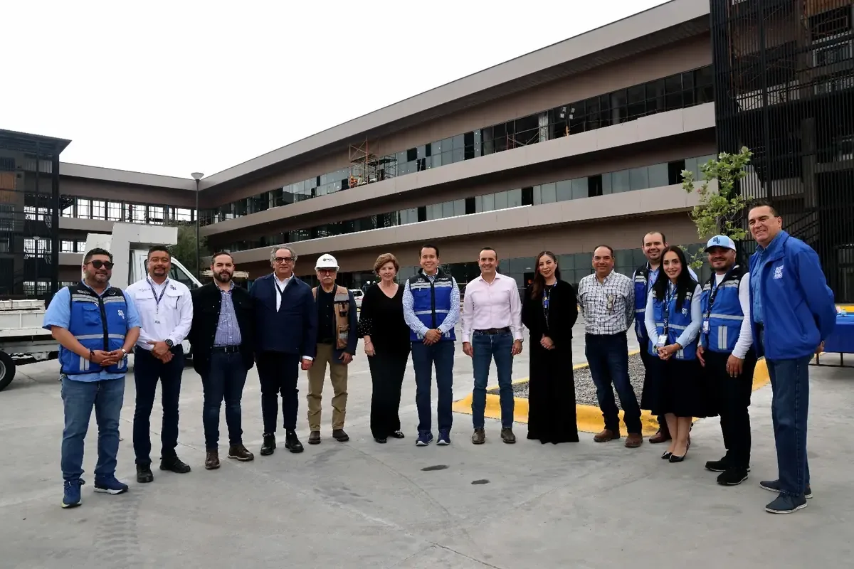 La nueva plaza mejora la calidad de vida de los residentes y genera empleos en San Nicolás.