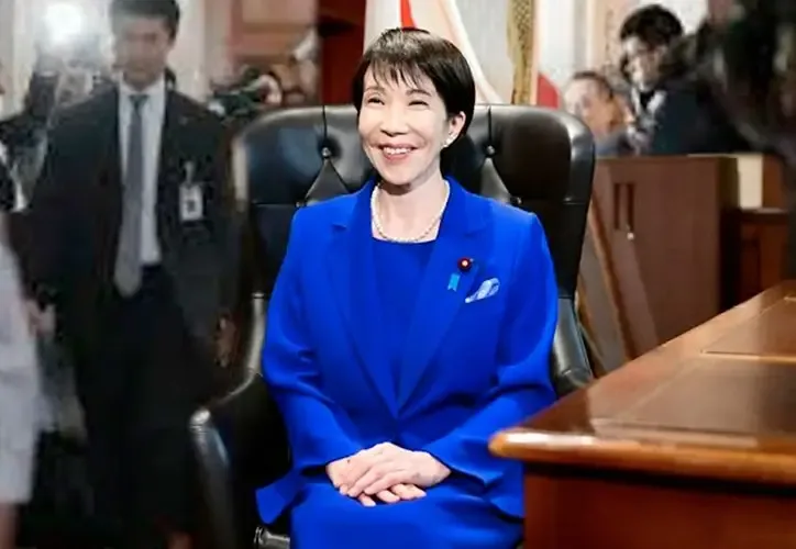Sanae Takaichi, primera ministra de Japón, durante el anuncio de elecciones anticipadas.