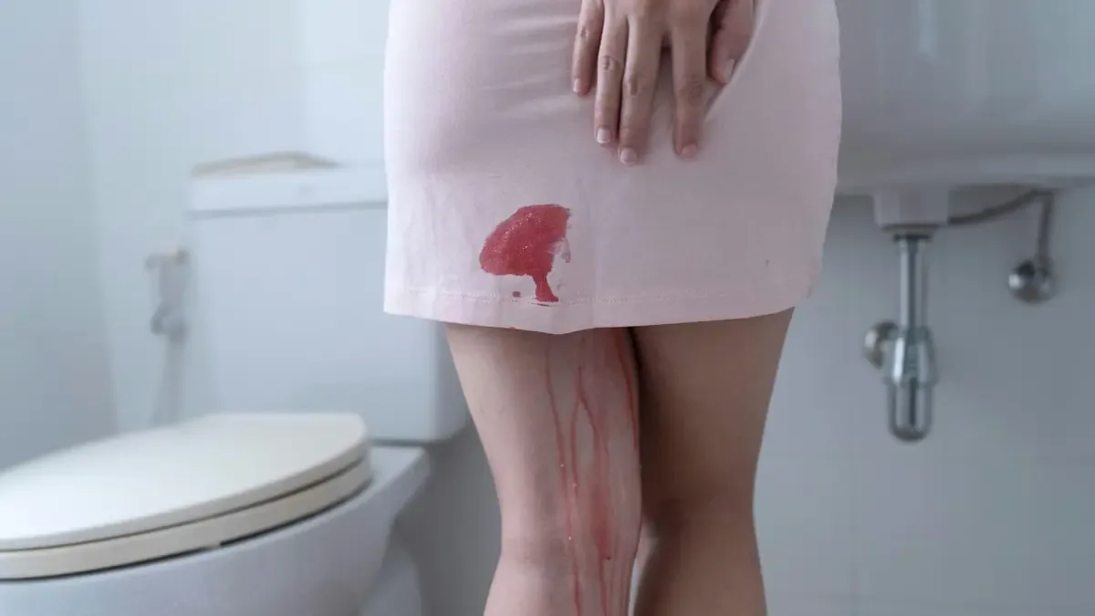 Una nueva investigación destaca la falta de atención médica hacia el sangrado menstrual abundante en mujeres.