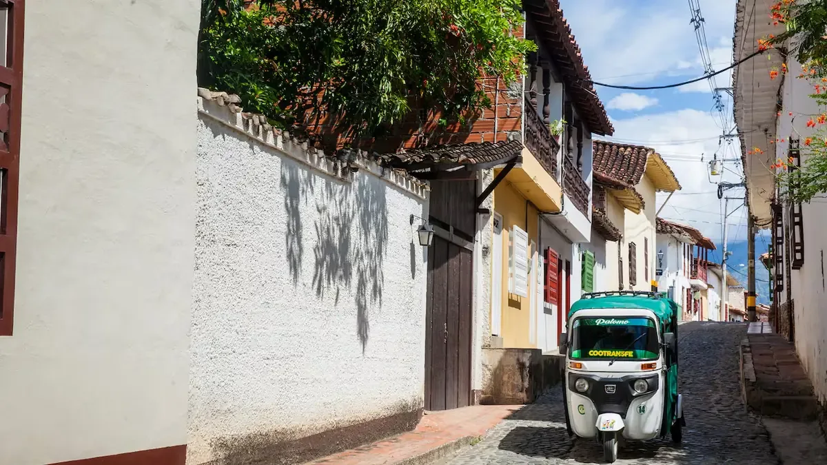 El municipio antioqueño destaca por su historia, arquitectura y eventos culturales.