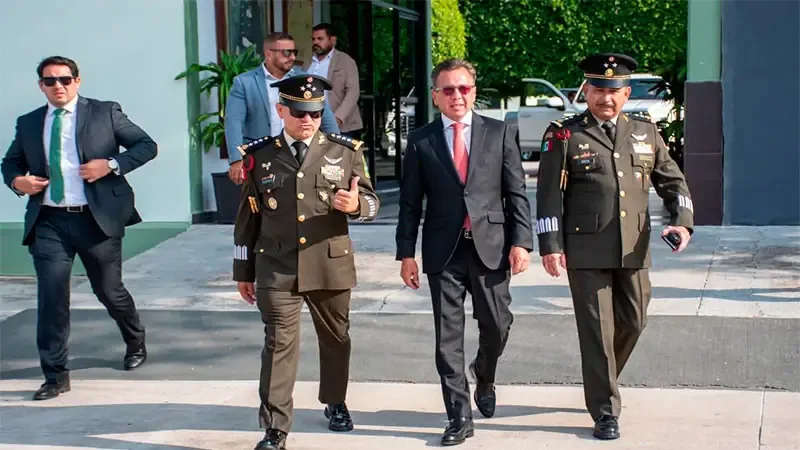 La toma de protesta se llevó a cabo en una ceremonia cívico-militar en Zapopan, Jalisco.