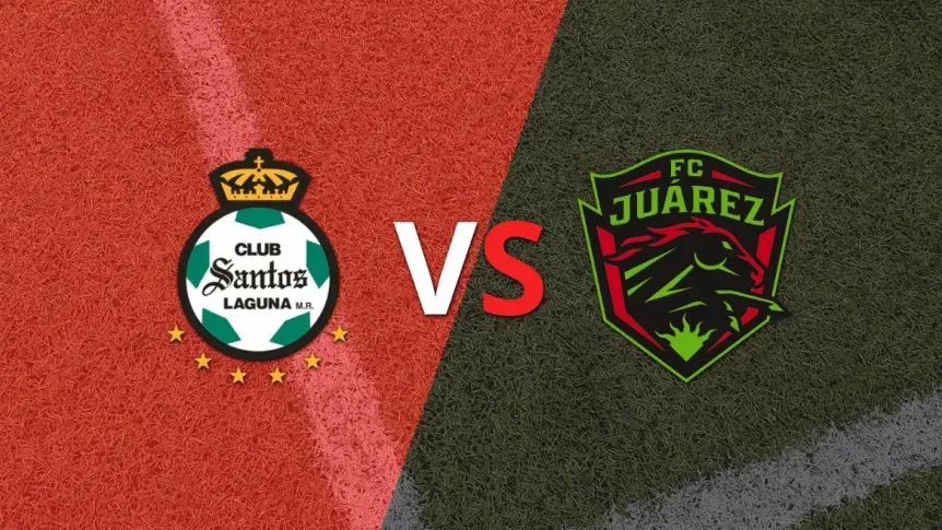 Santos Laguna y FC Juárez antes del inicio del partido en el estadio Corona.