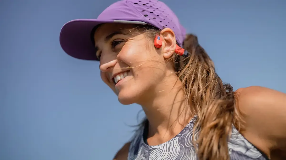 La atleta se alza en competiciones destacadas y revela su amor por la música en el running.