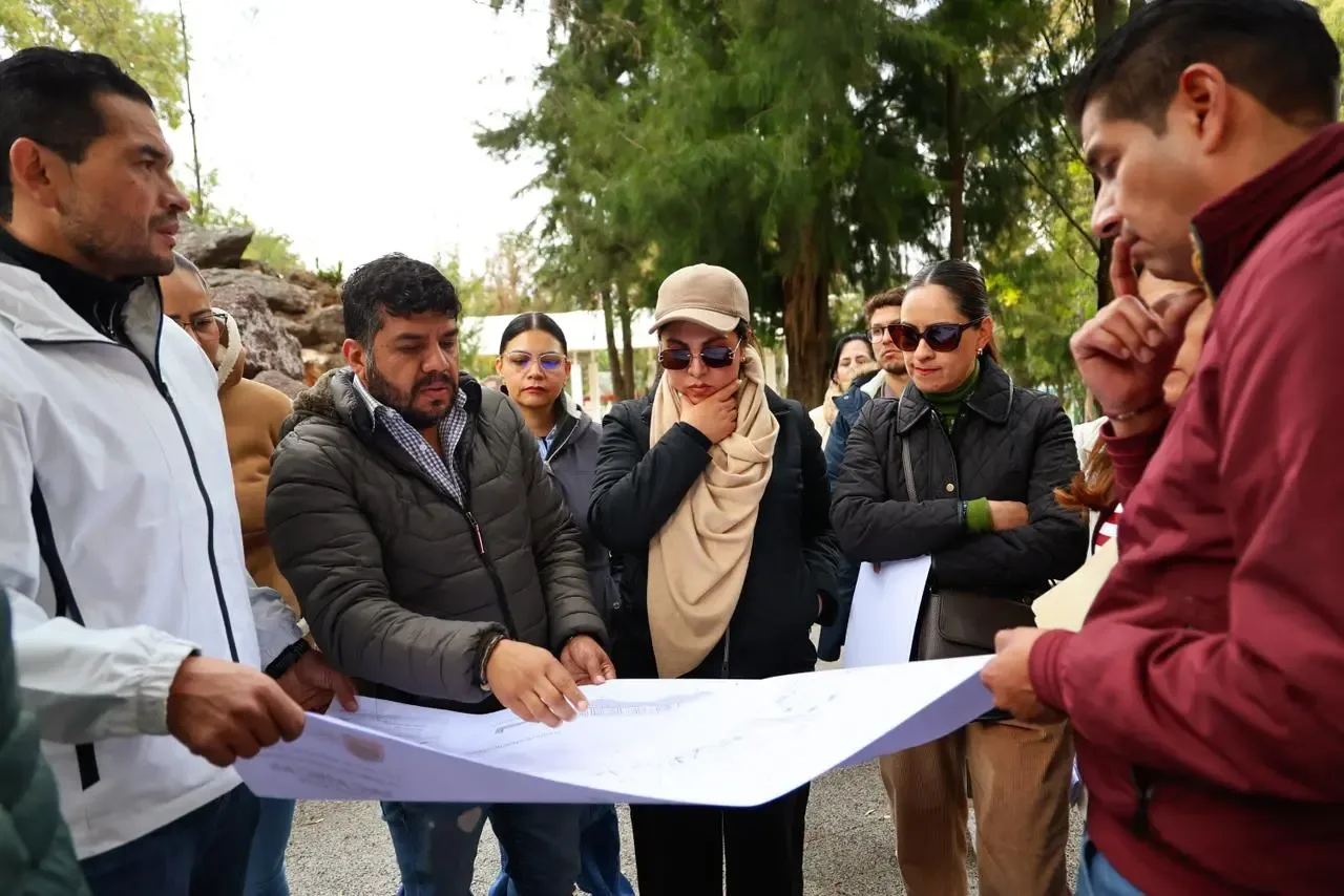 Sara Hernández supervisa el avance en la Casa Cuna “Semillitas” en Guadalupe.