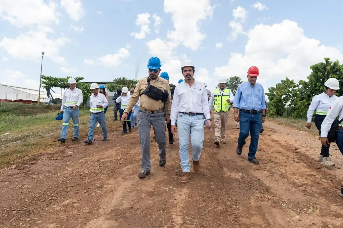 El secretario de Seguridad se reúne con sectores productivos para fortalecer la paz en Chiapas.