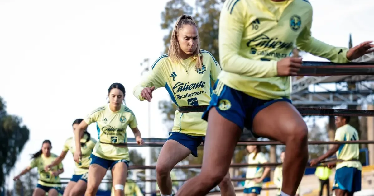 Scarlett Camberos se reincorpora a los entrenamientos con América Femenil.