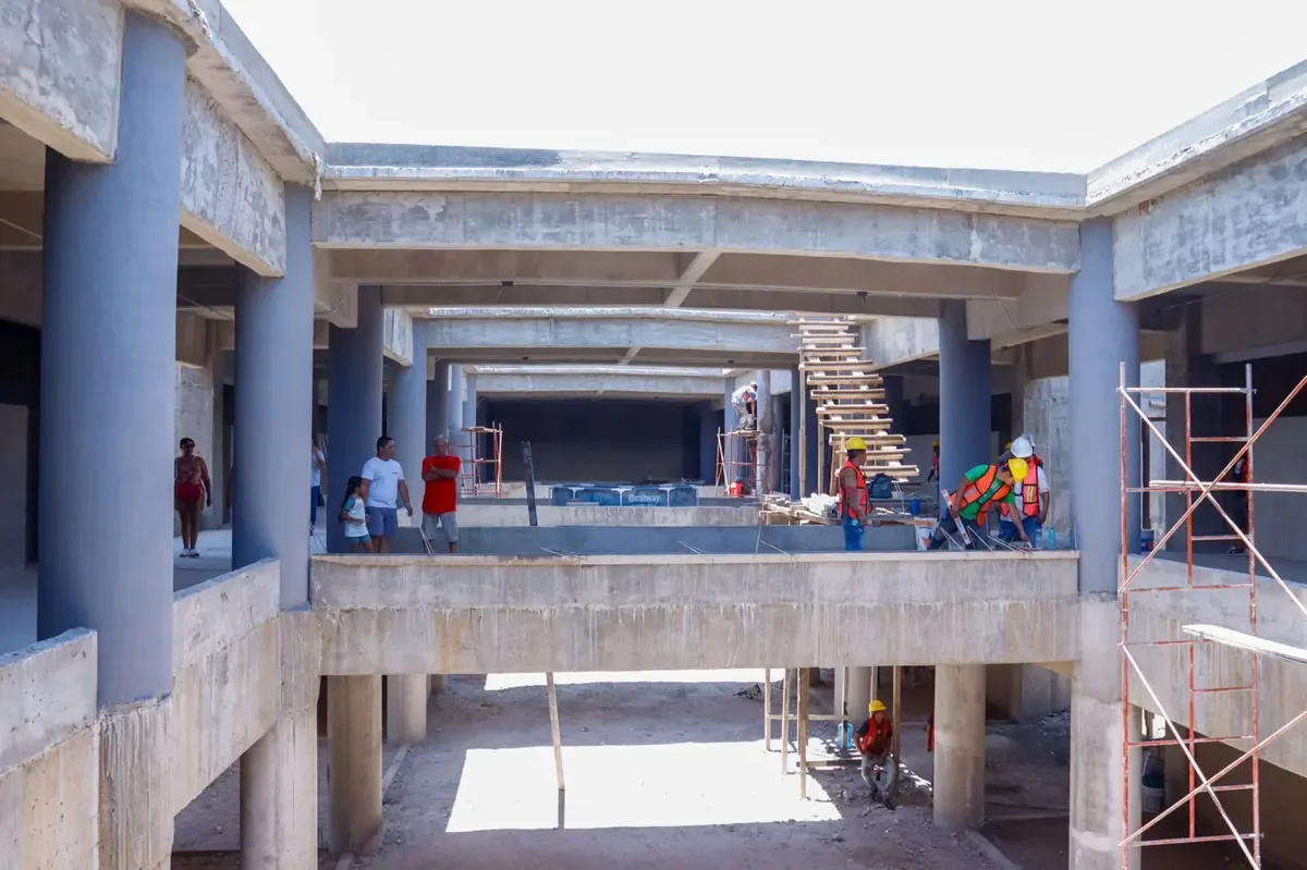 La nueva universidad permitirá a jóvenes estudiar carreras en su región.