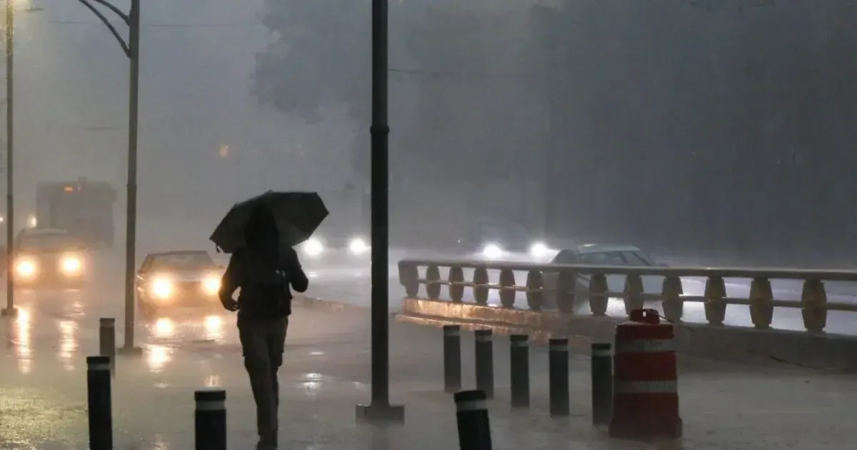 Se esperan lluvias intensas, chubascos y heladas en diversas regiones, con recomendaciones de Protección Civil para la ciudadanía.