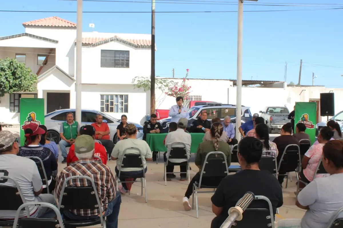 Se establece un plan de trabajo junto con la comunidad para mejorar la seguridad en la zona rural.