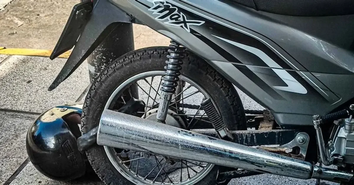 Se propone la compactación de vehículos con escapes ilegales en la provincia.