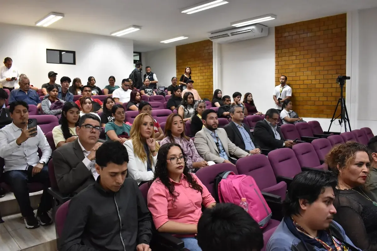 Se reúnen ciudadanos para proponer acciones afirmativas ante próximos comicios.