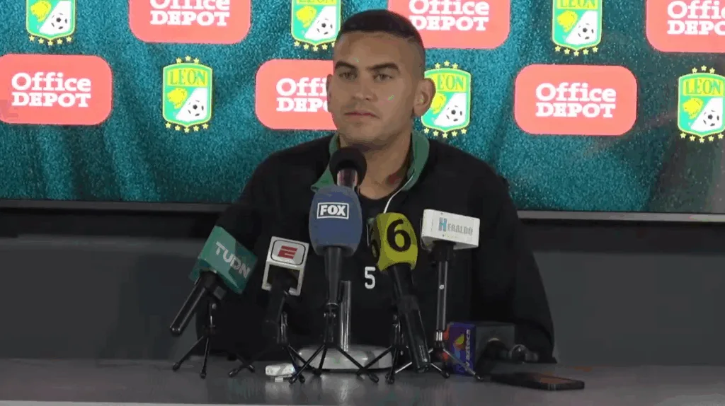 Sebastián Vegas, defensor de León, ansioso por brillar bajo Nacho Ambriz.