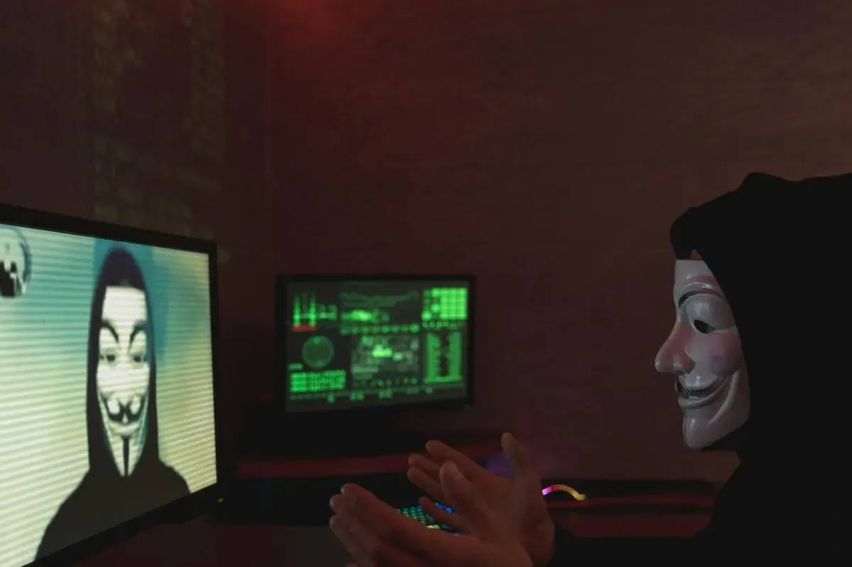 Un caso de extorsión digital muestra los riesgos en plataformas de juegos.