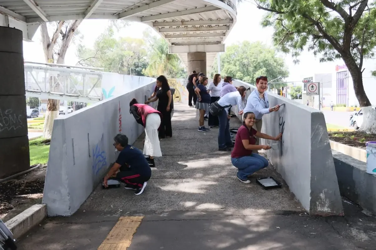 La intervención busca promover la seguridad y dignidad de las mujeres en espacios públicos.