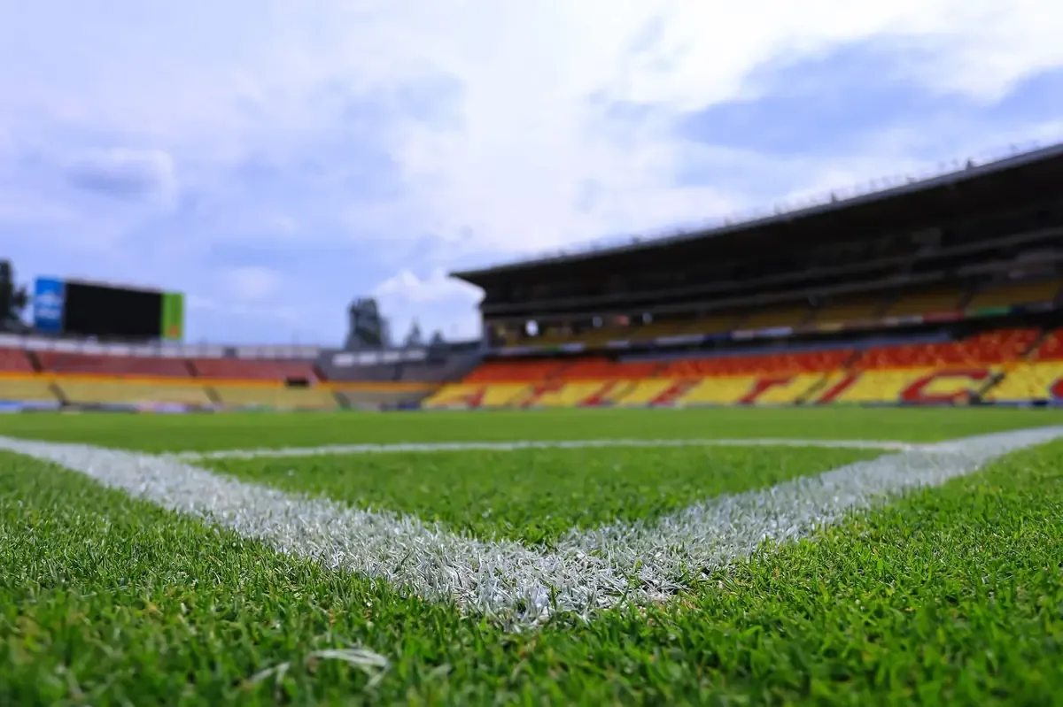 La propuesta busca reintegrar el ascenso y descenso en el futbol mexicano tras su suspensión.