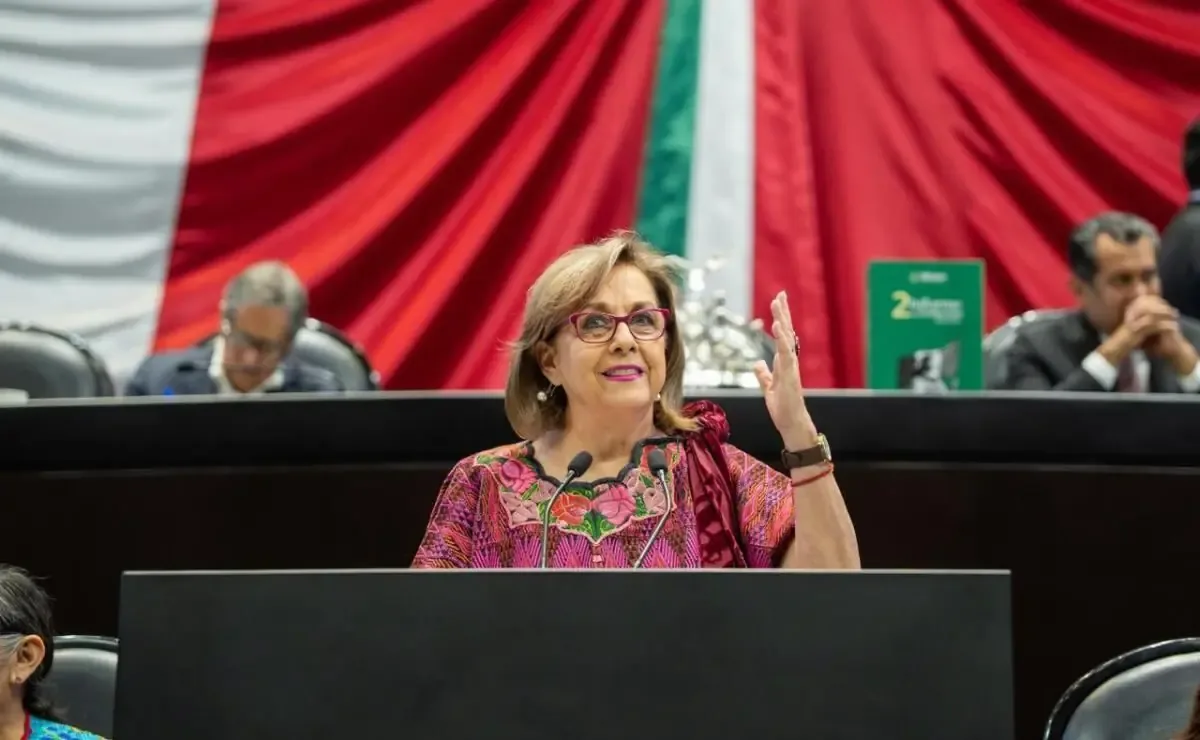 La senadora criticó a la aerolínea por cambios que afectan a la clientela frecuente.